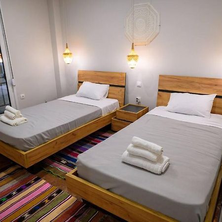 Boho 2 Bdr Luxury Meets The East Apartment Atena Exterior foto