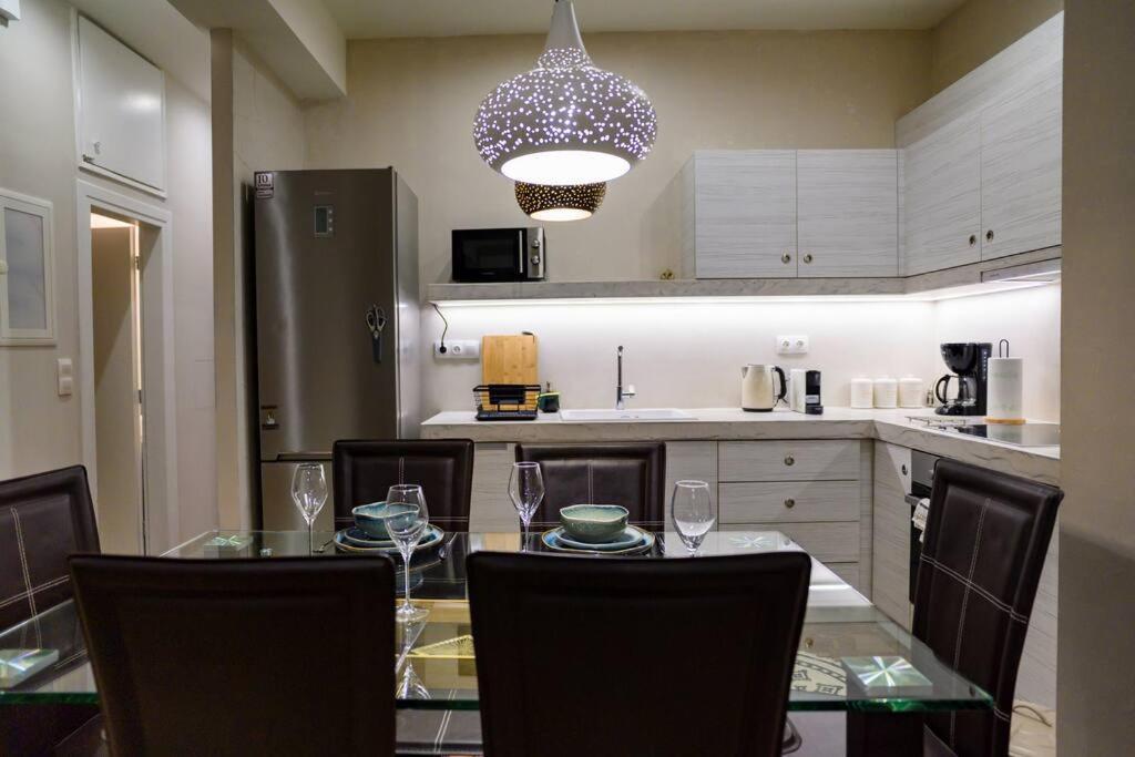 Boho 2 Bdr Luxury Meets The East Apartment Atena Exterior foto