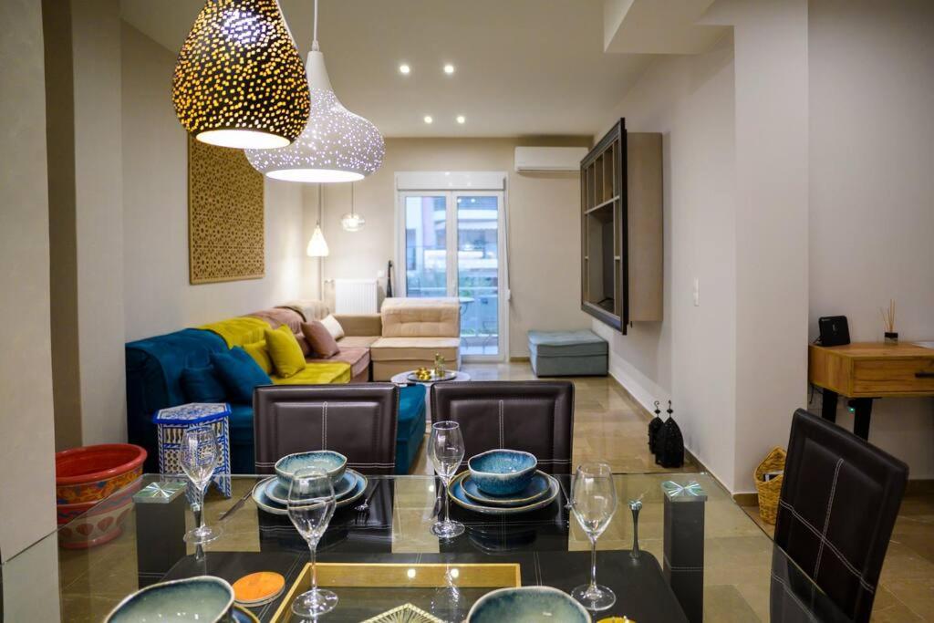 Boho 2 Bdr Luxury Meets The East Apartment Atena Exterior foto